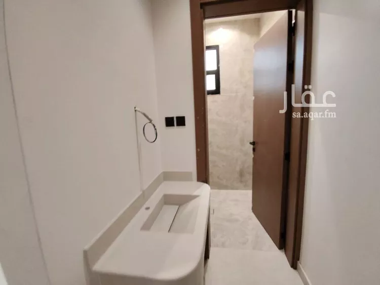 شقة للبيع في شارع حميد الطويل, حي عكاظ, مدينة الرياض, منطقة الرياض صورة 5
