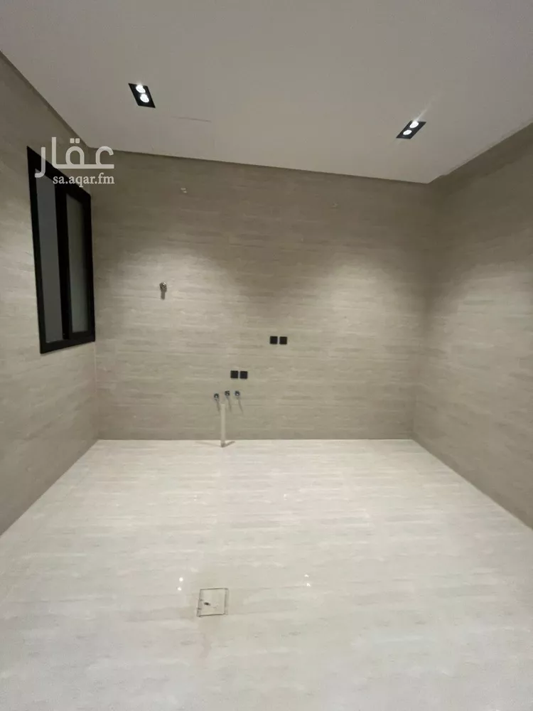 Floor for Sale in Riyadh Tuwaiq 19