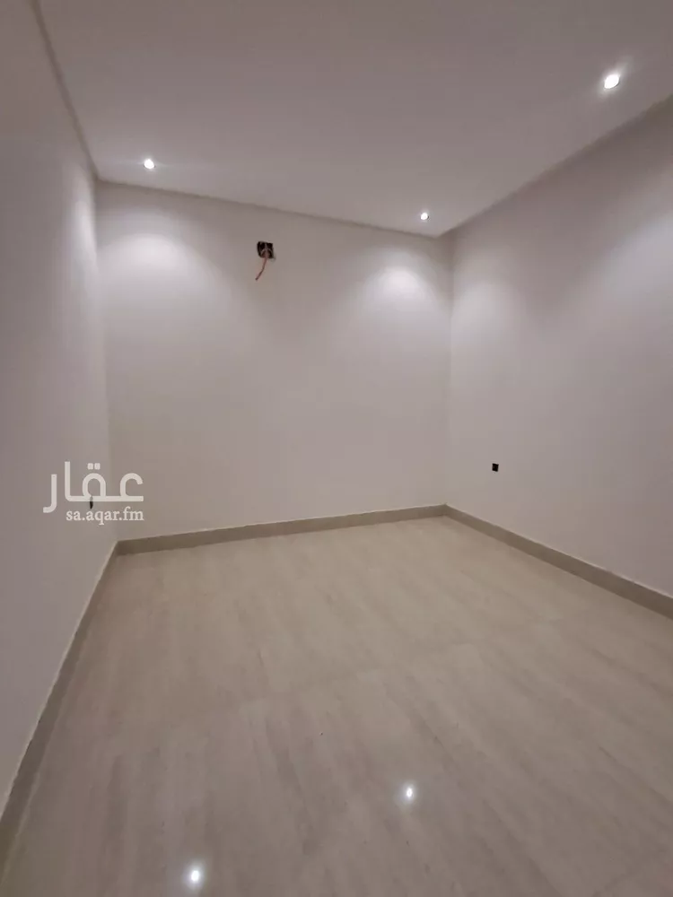 دور للبيع في شارع عبدالواحد بن عبدالله النصري, حي طويق, مدينة الرياض, منطقة الرياض 6