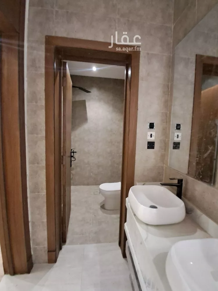دور للبيع في شارع عبدالحي كمال, حي طويق, مدينة الرياض, منطقة الرياض 19