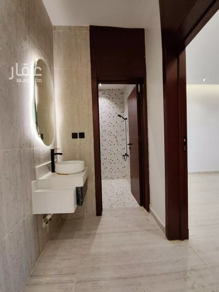 دور للبيع في شارع ثابت الكوفي, حي طويق, مدينة الرياض, منطقة الرياض صورة 4