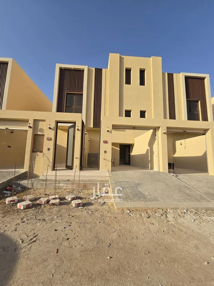 دور للبيع في شارع طريق فتح مكة, حي عكاظ, مدينة الرياض, منطقة الرياض