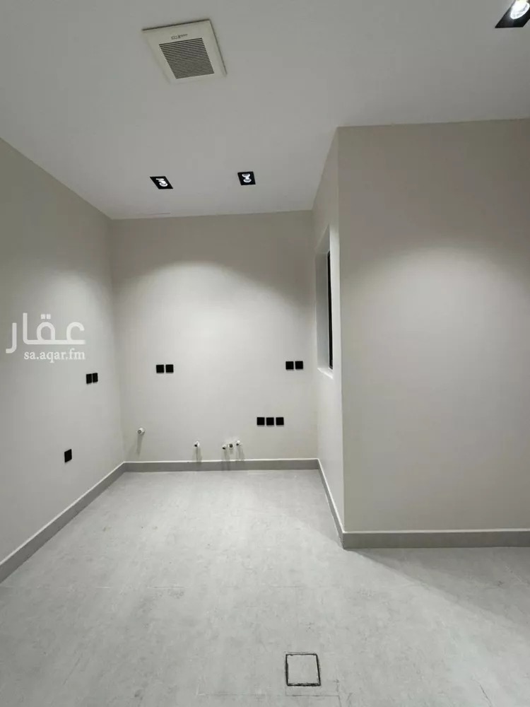 دور للبيع في شارع منادر العين, حي السويدي, مدينة الرياض, منطقة الرياض صورة 2