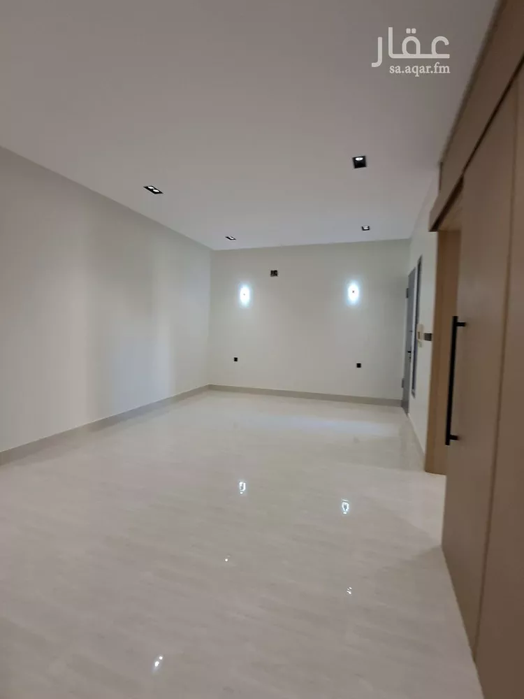 Floor for Sale in Riyadh Tuwaiq 9