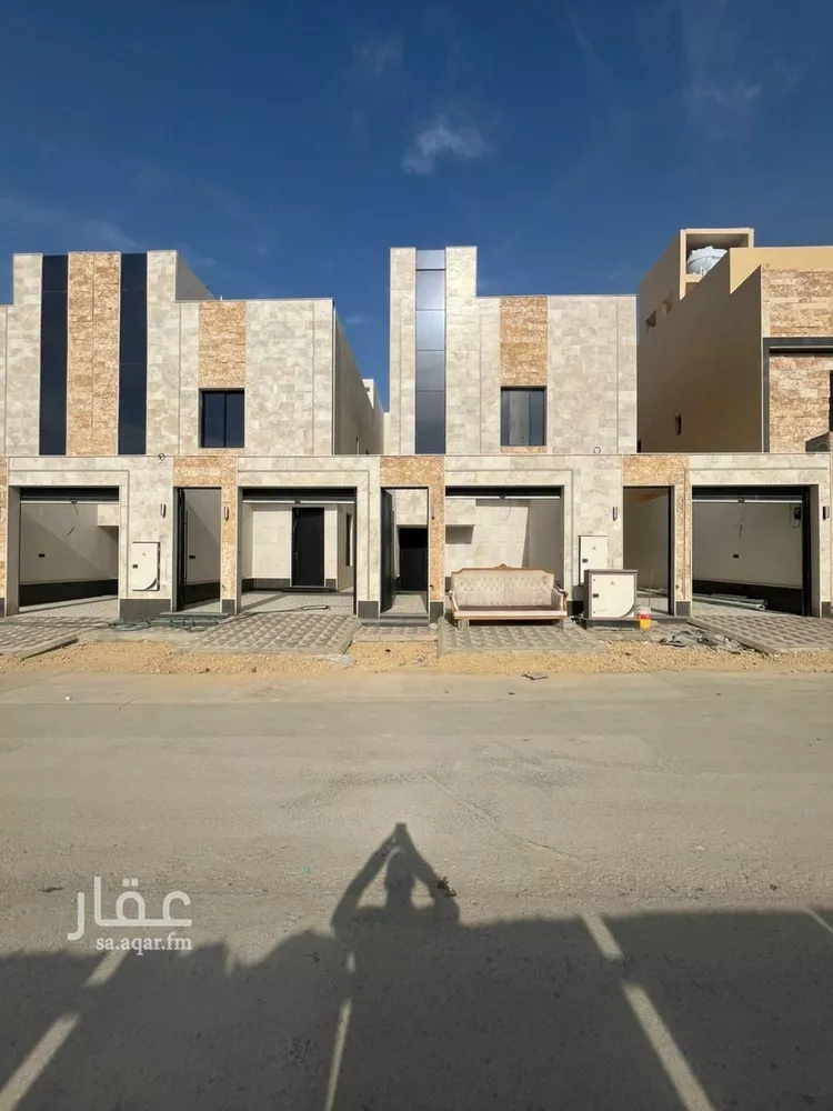 دور للبيع في شارع أحمد البجلي, حي طويق, مدينة الرياض, منطقة الرياض صورة 2