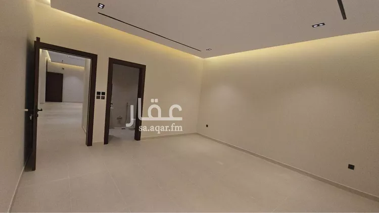 دور للبيع في شارع طريق فتح مكة, حي عكاظ, مدينة الرياض, منطقة الرياض صورة 4