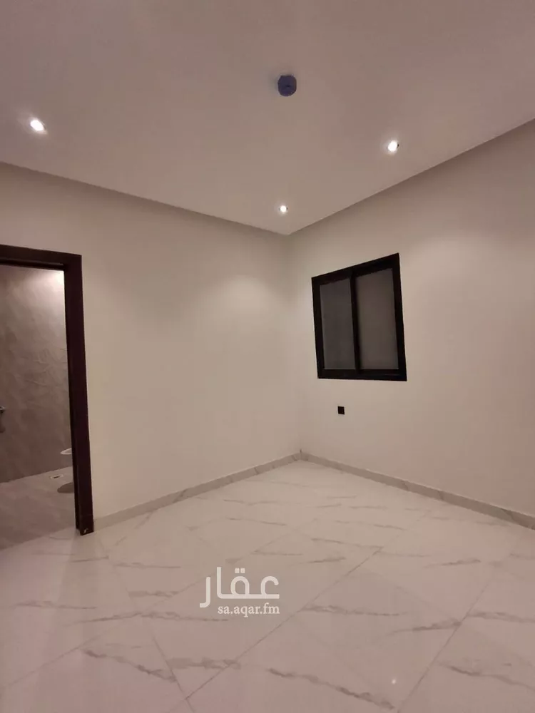شقة للبيع في شارع وادي رقوان, حي بدر, مدينة الرياض, منطقة الرياض صورة 2