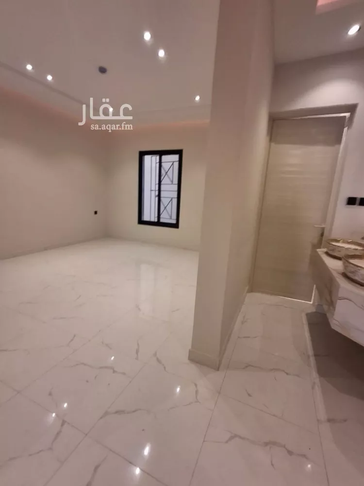 شقة للبيع في شارع أحمد السباعي, حي الحزم, مدينة الرياض, منطقة الرياض صورة 3