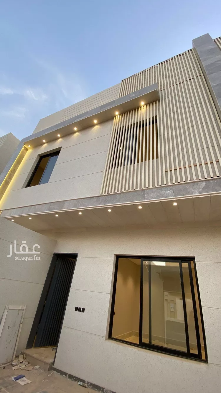 فيلا للبيع في شارع حسين الأبريقي, حي عكاظ, مدينة الرياض, منطقة الرياض صورة 3