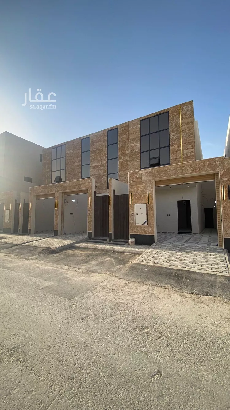 دور للبيع في شارع عمر بن أوس الثقفي, حي طويق, مدينة الرياض, منطقة الرياض