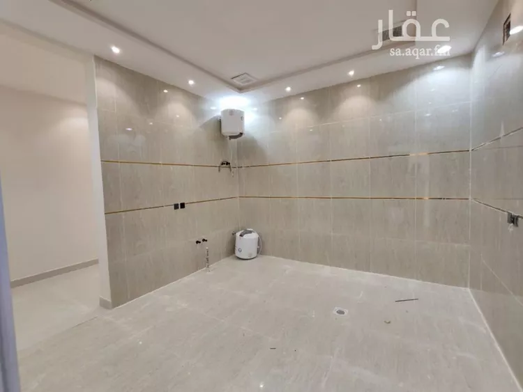 دور للبيع في شارع الامام البخاري, حي بدر, مدينة الرياض, منطقة الرياض صورة 3