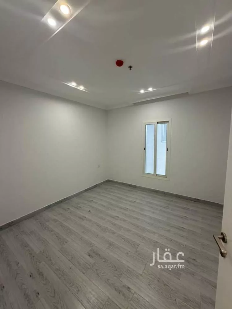 شقة للبيع في شارع الونان, حي الحمراء, مدينة الخبر, المنطقة الشرقية 9
