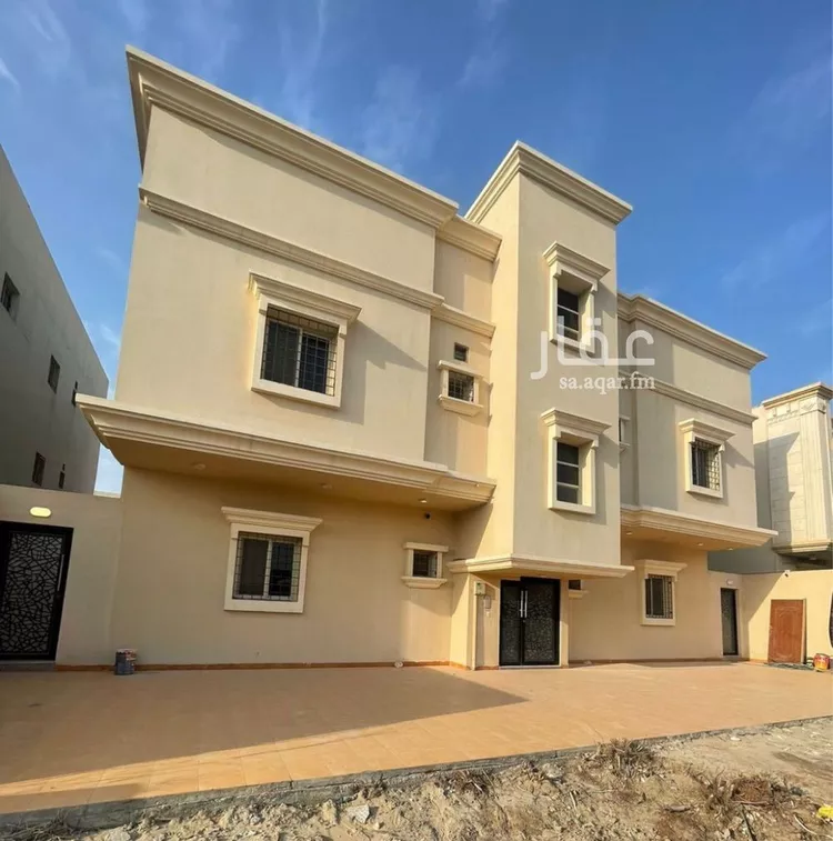 عمارة للبيع في شارع ثمامة ابن اثال, حي ضاحية الملك فهد, مدينة الدمام, المنطقة الشرقية