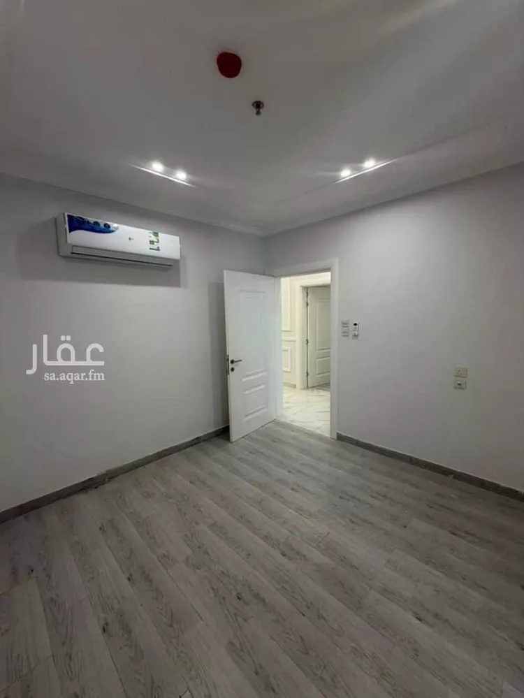 شقة للبيع في شارع الونان, حي الحمراء, مدينة الخبر, المنطقة الشرقية 7