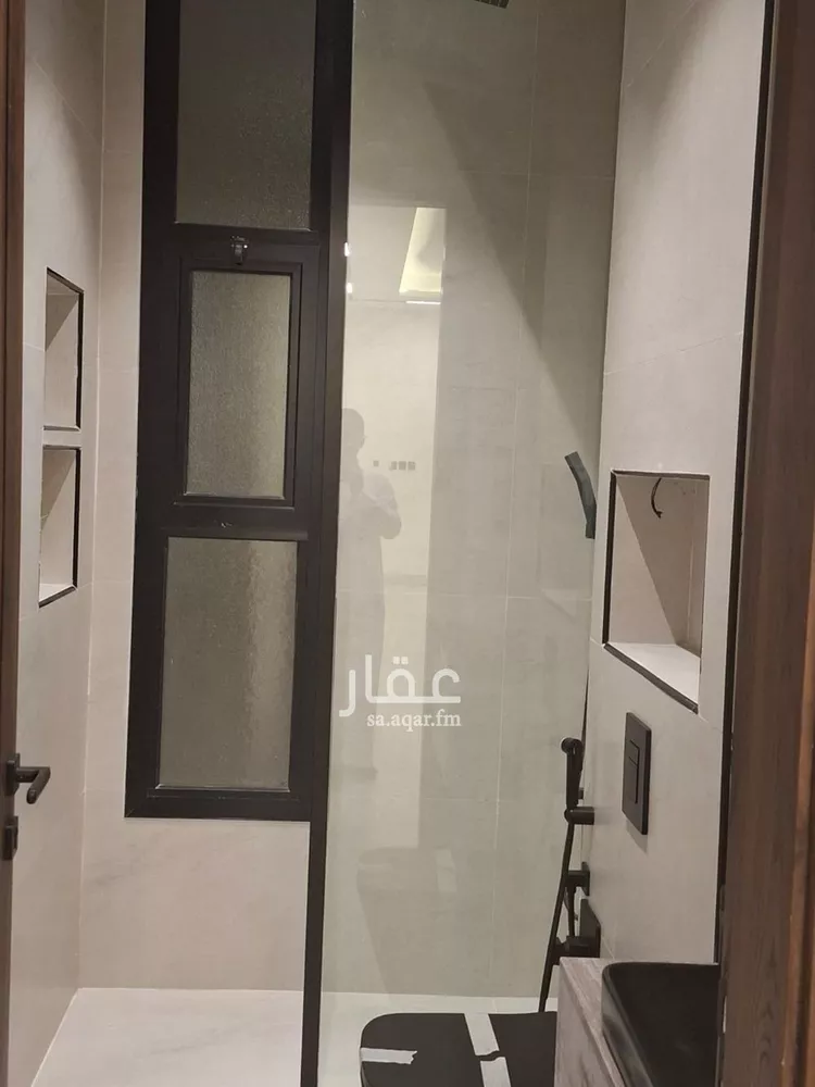 فيلا للإيجار في شارع الحفناوي, حي العارض, مدينة الرياض, منطقة الرياض صورة 3