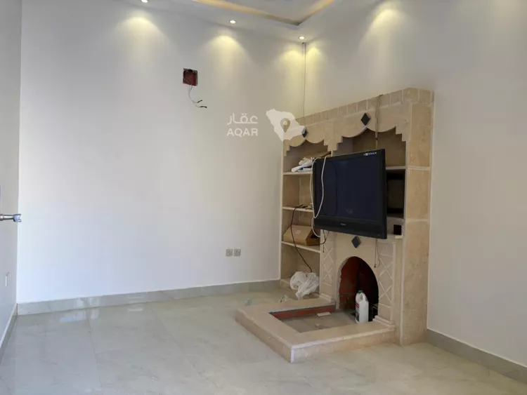 Floor for Rent in Riyadh Ishbiliyah 6