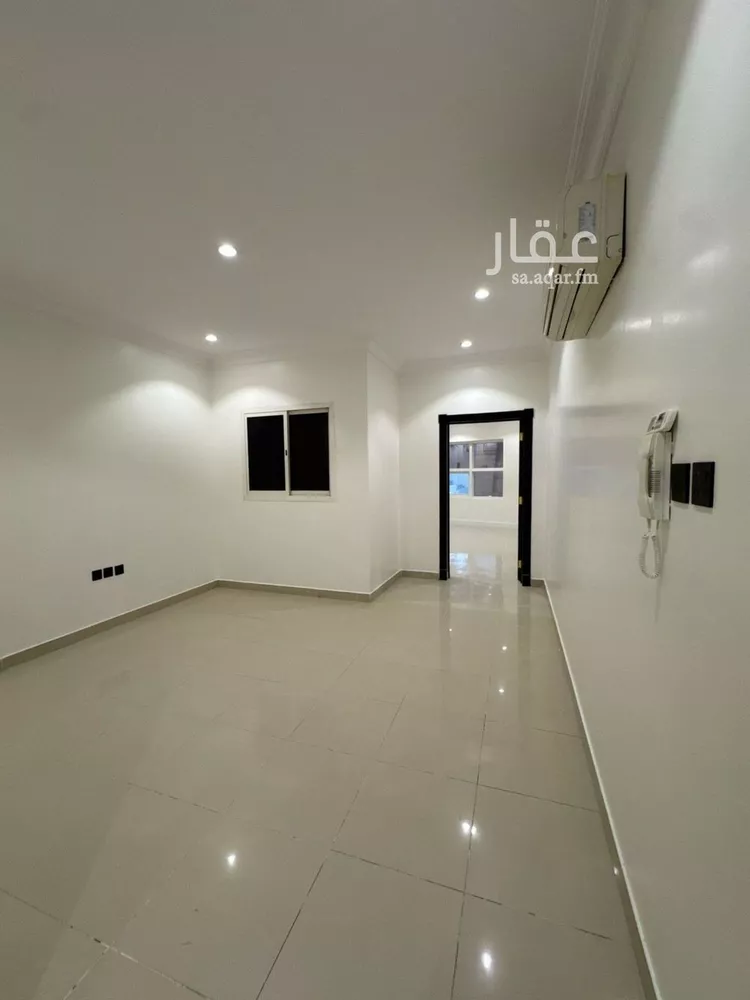 فيلا للإيجار في شارع رقم 266, حي الياسمين, مدينة الرياض, منطقة الرياض صورة 4