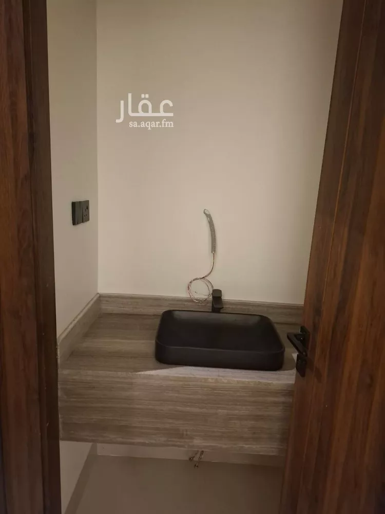 فيلا للإيجار في شارع الحفناوي, حي العارض, مدينة الرياض, منطقة الرياض