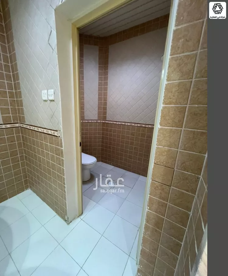 فيلا للإيجار في شارع ابن الصاحب, حي الملك فيصل, مدينة الرياض, منطقة الرياض صورة 5