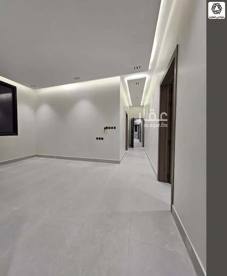 دور للبيع في شارع فالح ابن خفاف, حي الرمال, مدينة الرياض, منطقة الرياض صورة 3