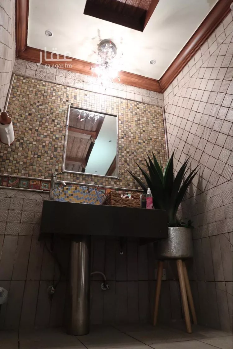 فيلا للبيع في شارع بن خير, حي القادسية, مدينة بريدة, منطقة القصيم صورة 4