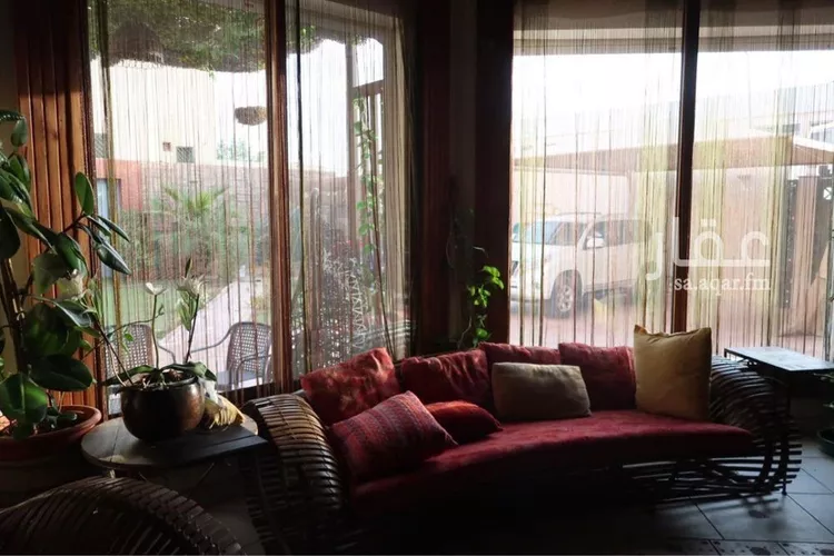 فيلا للبيع في شارع بن خير, حي القادسية, مدينة بريدة, منطقة القصيم صورة 2