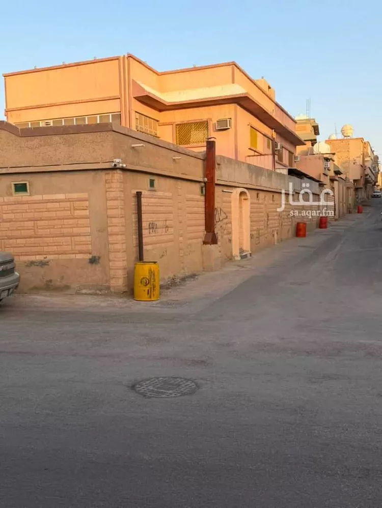 فيلا للبيع في شارع خولة بنت الازور, حي الخبيب, مدينة بريدة, منطقة القصيم
