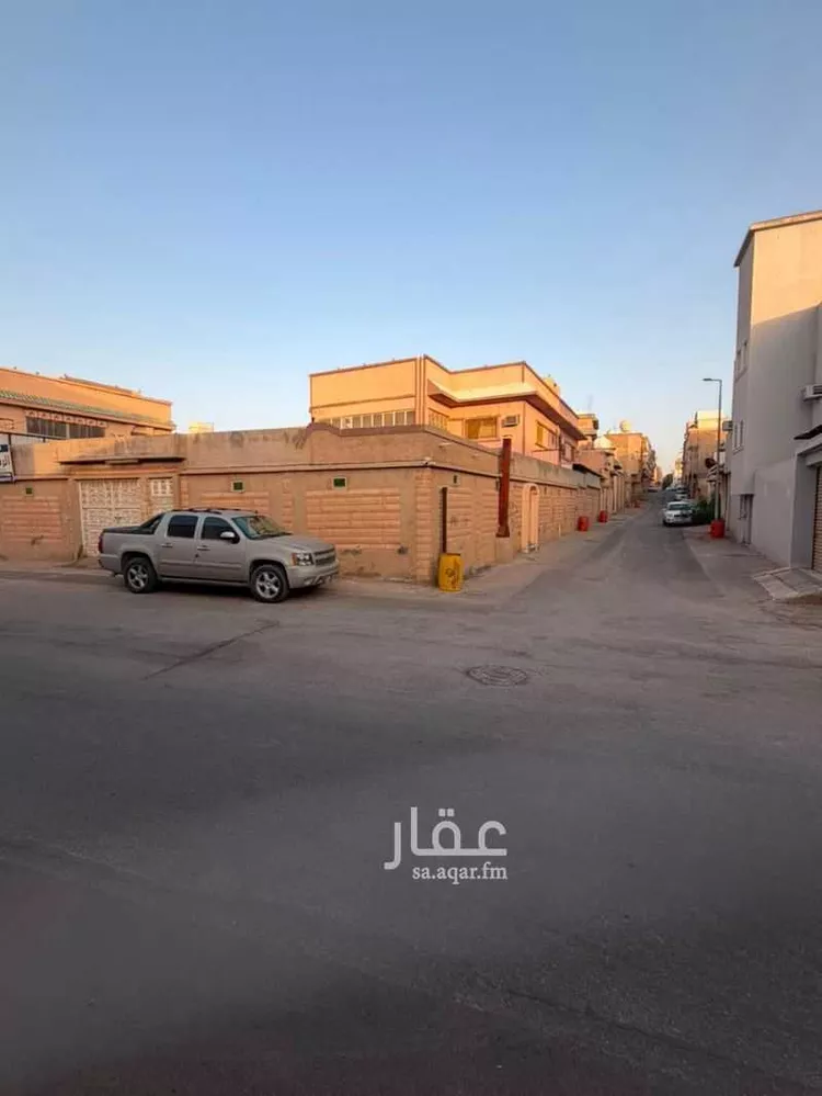 فيلا للبيع في شارع خولة بنت الازور, حي الخبيب, مدينة بريدة, منطقة القصيم صورة 4