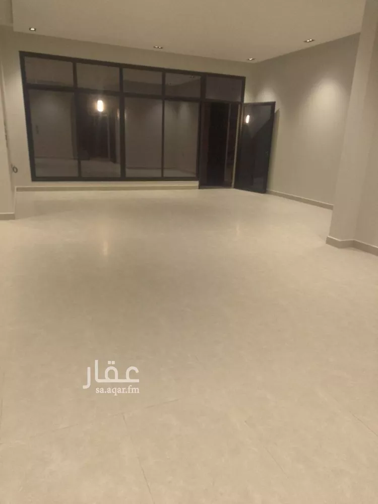 فيلا للبيع في شارع الساحل, حي الرمال, مدينة الرياض, منطقة الرياض 14