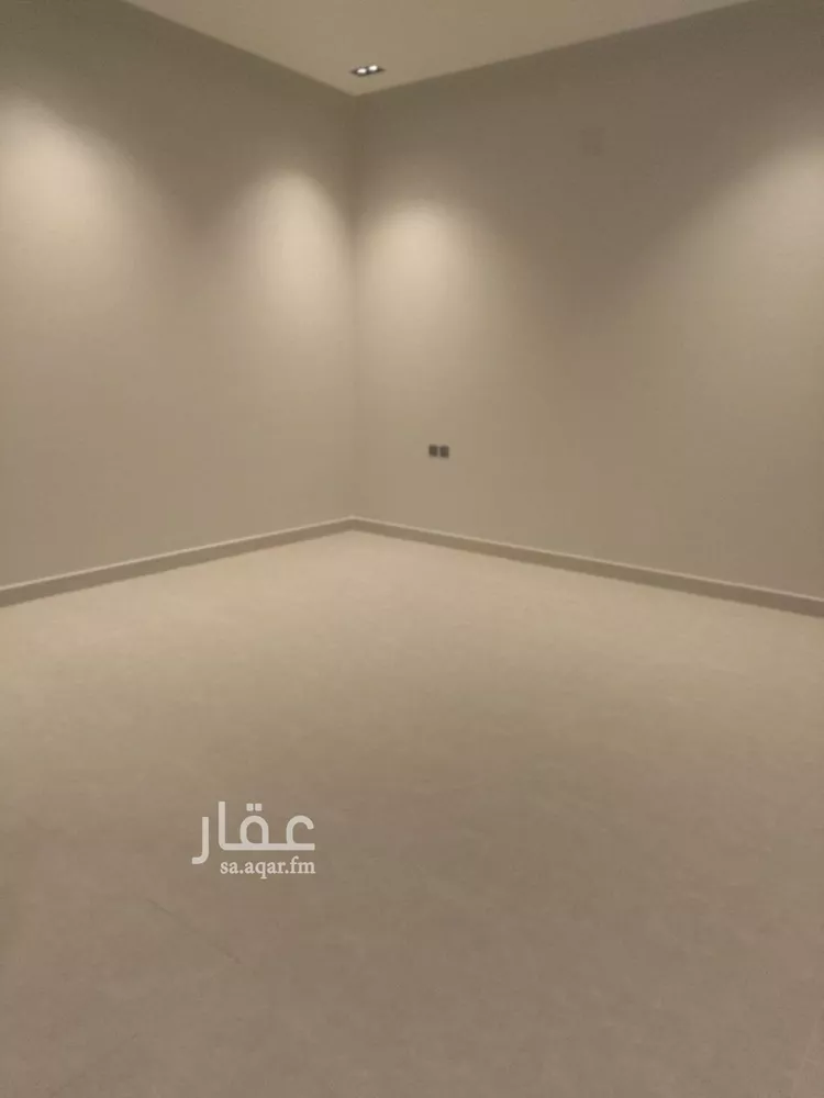 فيلا للبيع في شارع الساحل, حي الرمال, مدينة الرياض, منطقة الرياض صورة 4