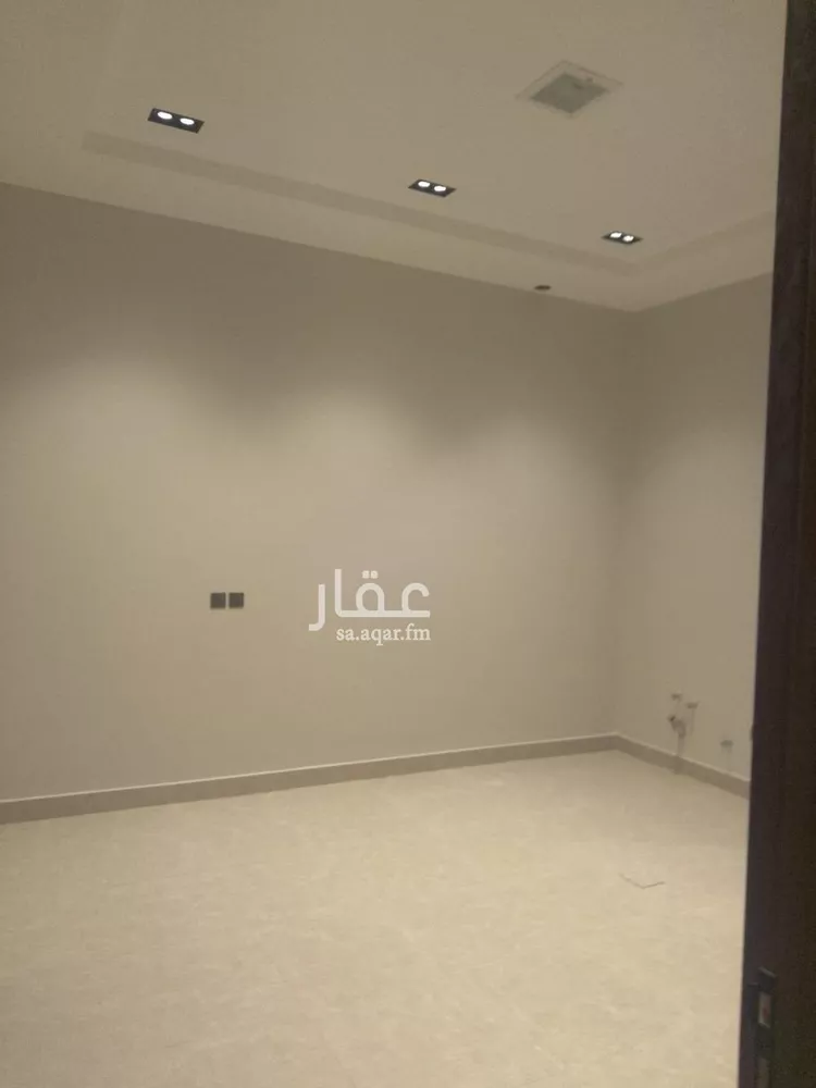 فيلا للبيع في شارع الساحل, حي الرمال, مدينة الرياض, منطقة الرياض 11