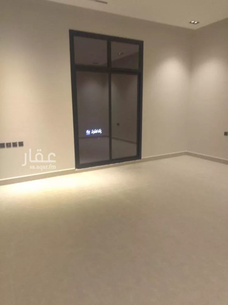 فيلا للبيع في شارع الساحل, حي الرمال, مدينة الرياض, منطقة الرياض 9