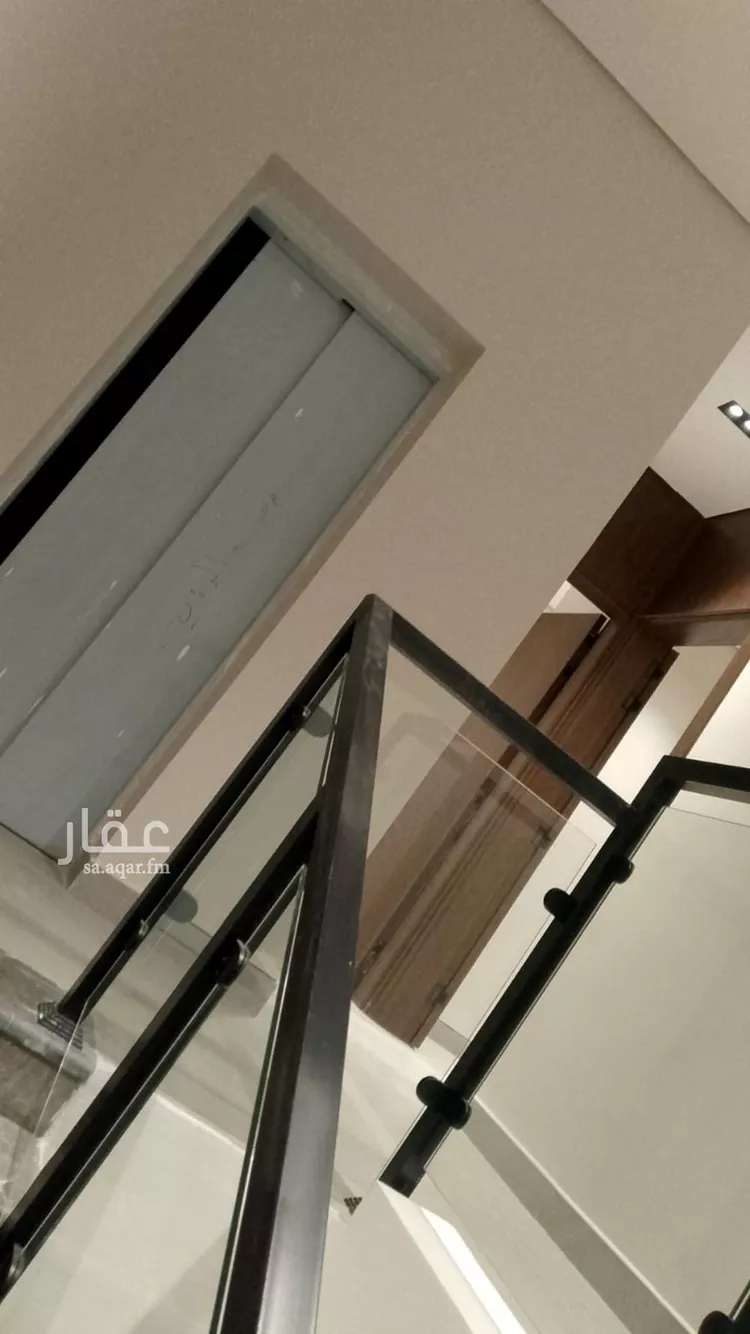 دور للبيع في شارع العينين, حي إشبيلية, مدينة الرياض, منطقة الرياض صورة 4