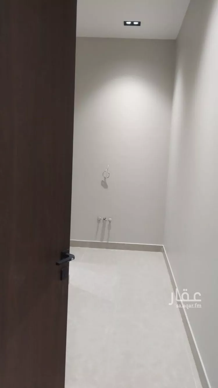 فيلا للبيع في شارع الساحل, حي الرمال, مدينة الرياض, منطقة الرياض صورة 5