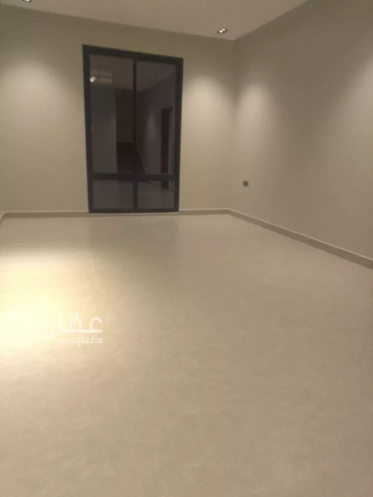 فيلا للبيع في شارع الساحل, حي الرمال, مدينة الرياض, منطقة الرياض 18