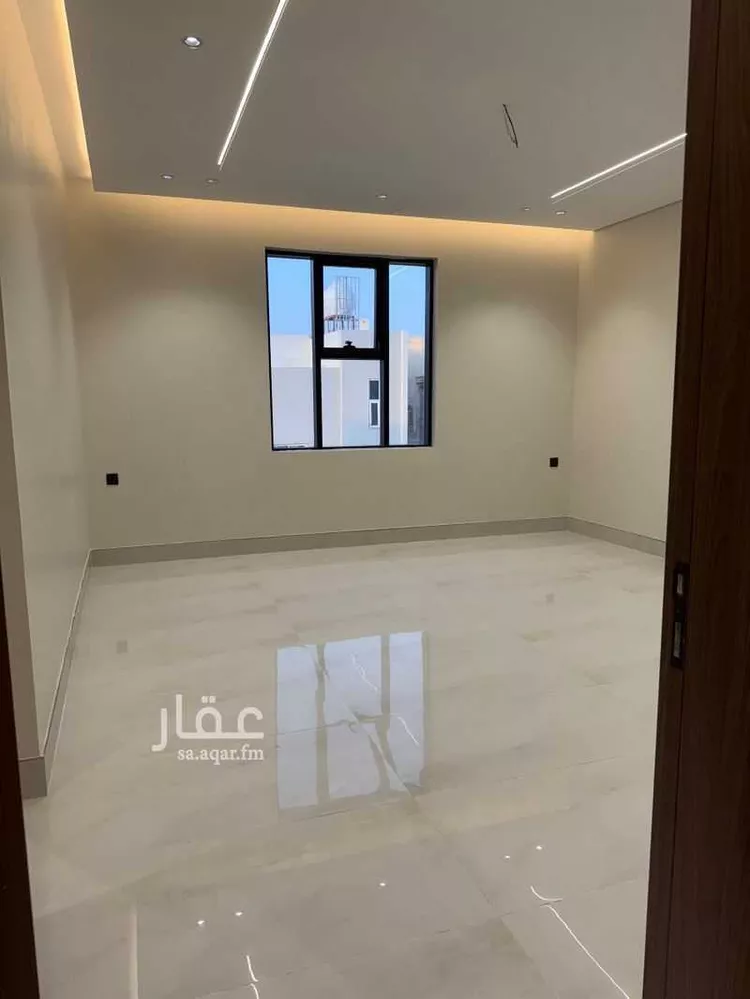 فيلا للبيع في شارع يونس بن الخطيب الدولعي, حي الدفاع, مدينة المدينة المنورة, منطقة المدينة المنورة صورة 3