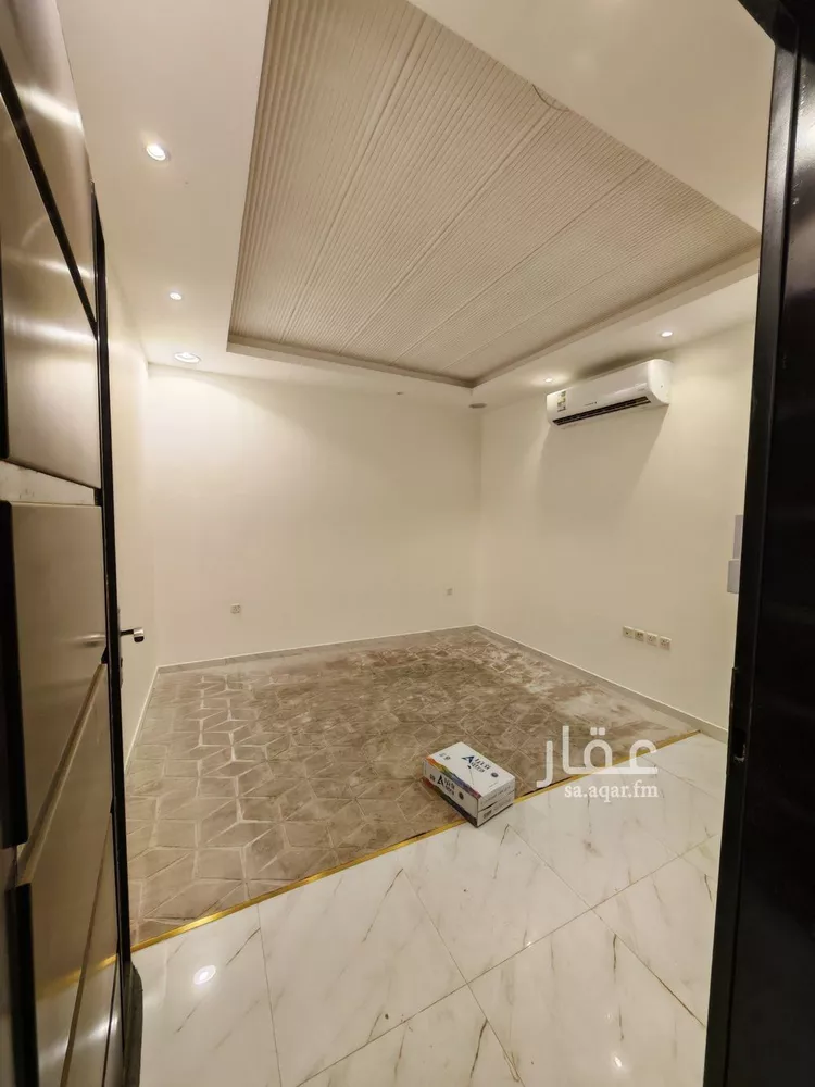 فيلا للإيجار في شارع محمد بن أحمد بيري, حي العارض, مدينة الرياض, منطقة الرياض صورة 2