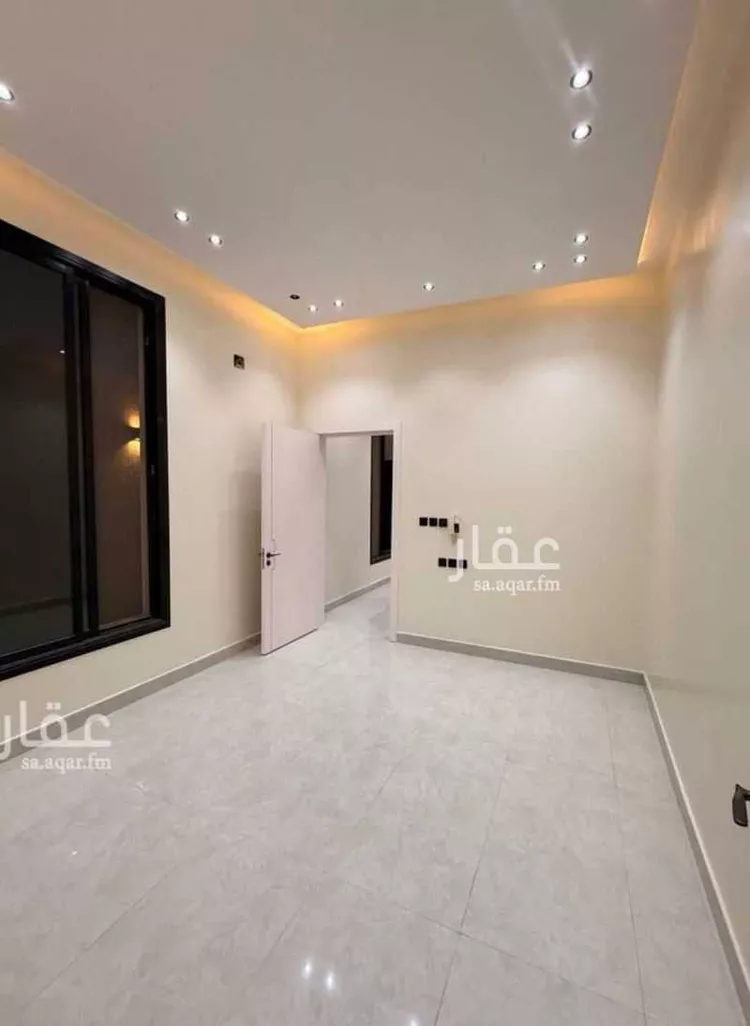 فيلا للبيع في شارع إبراهيم بن حسين, حي الرمال, مدينة الرياض, منطقة الرياض صورة 4