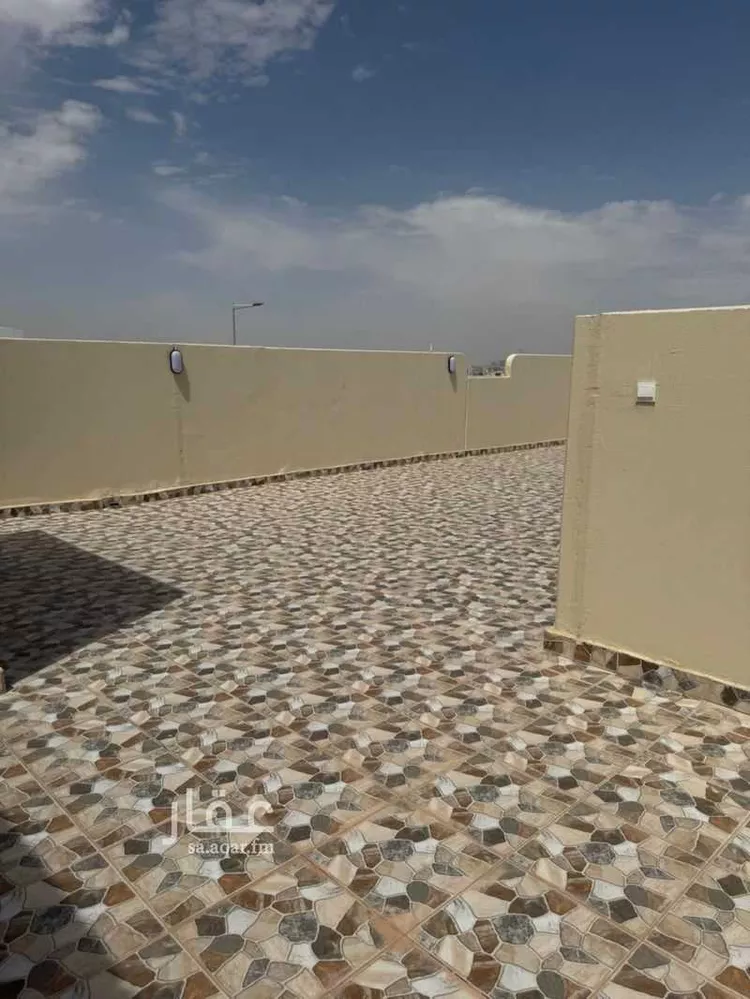 فيلا للبيع في شارع أبي الثناء محمود العدل, حي الفاروق, مدينة الرياض, منطقة الرياض صورة 2