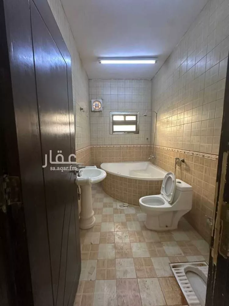 فيلا للإيجار في شارع أبي السعود البصري, حي بدر, مدينة الرياض, منطقة الرياض 13