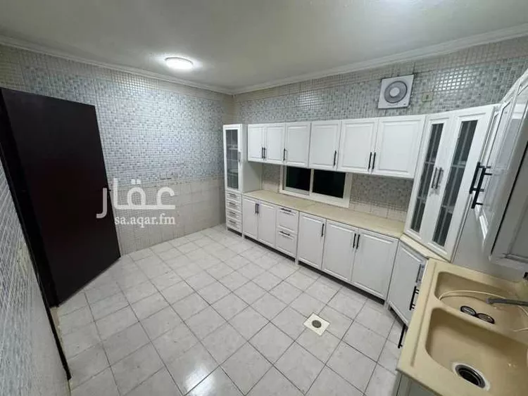 دور للإيجار في شارع سدوان, حي الوادي, مدينة الرياض, منطقة الرياض صورة 4
