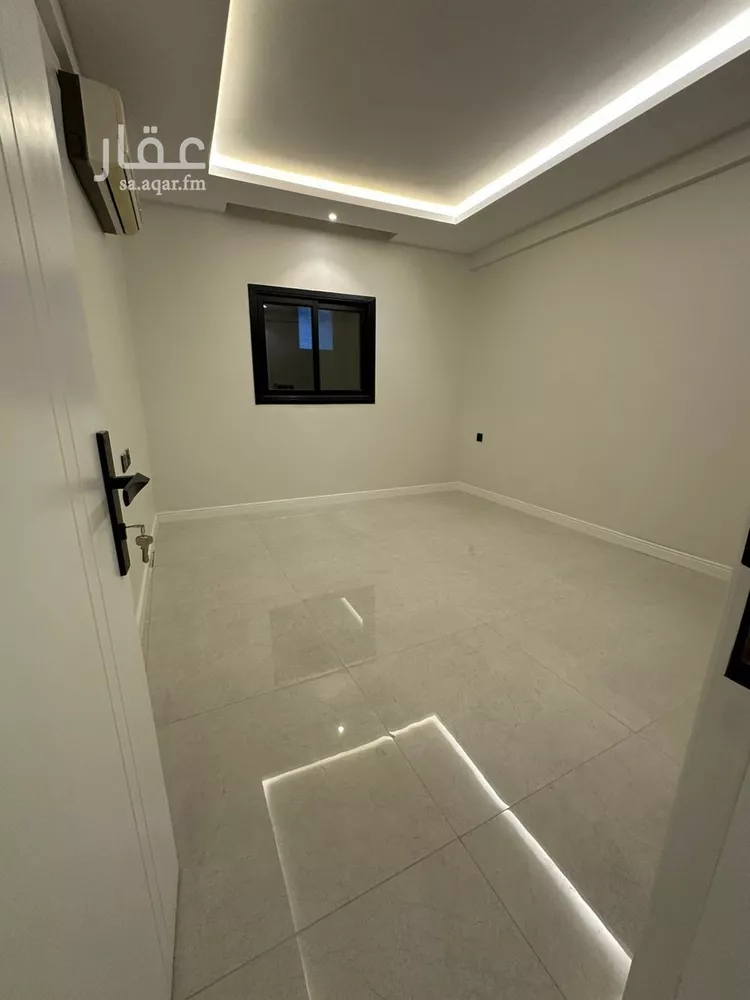 عمارة للإيجار في شارع جابر بن سفيان, حي الضباط, مدينة الرياض, منطقة الرياض صورة 5