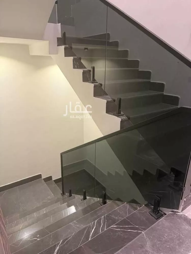 فيلا للإيجار في شارع عبيدالله الفقيه, حي الرمال, مدينة الرياض, منطقة الرياض صورة 4