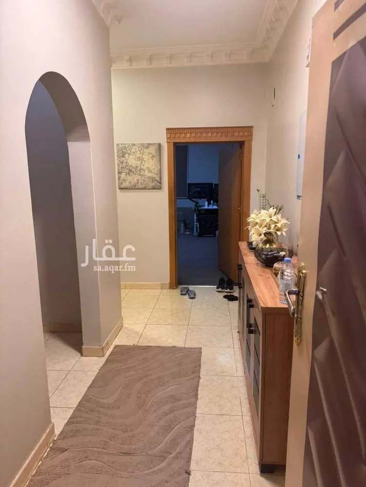 شقة للبيع في شارع عبدالله بن قيس, حي إشبيلية, مدينة الرياض, منطقة الرياض صورة 4