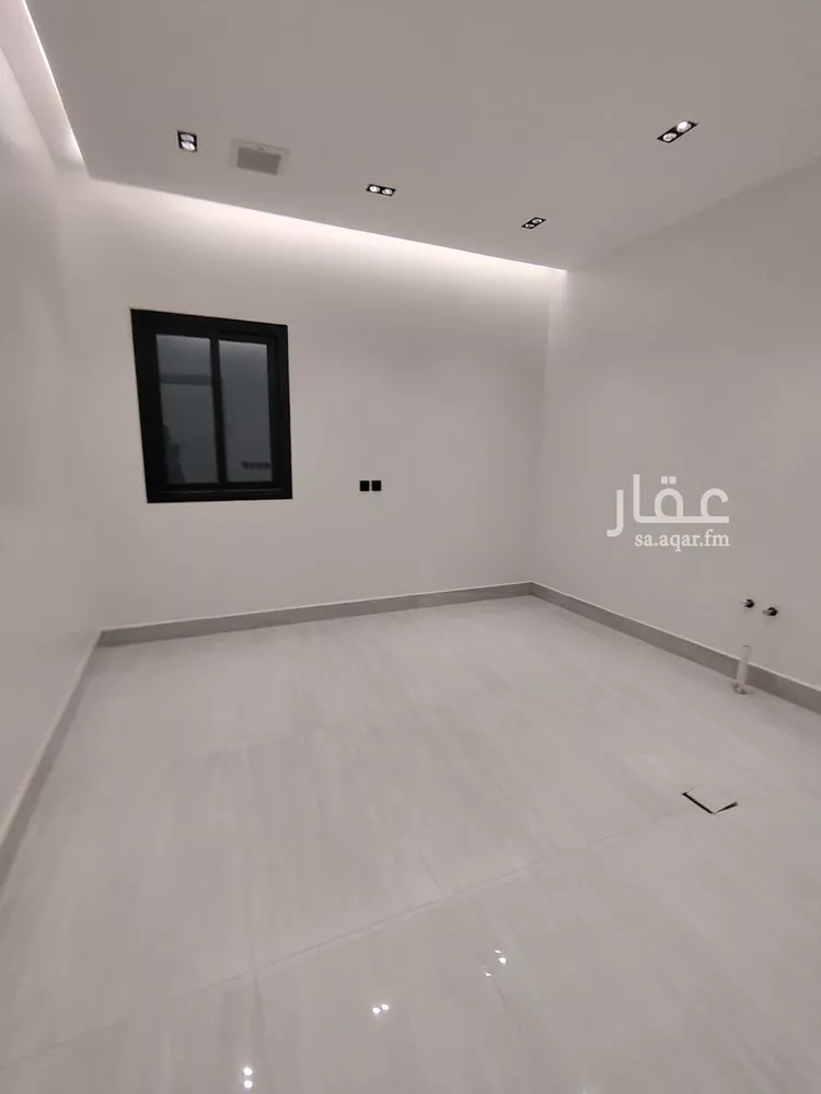 دور للبيع في شارع إبراهيم الشرواني, حي الرمال, مدينة الرياض, منطقة الرياض صورة 2