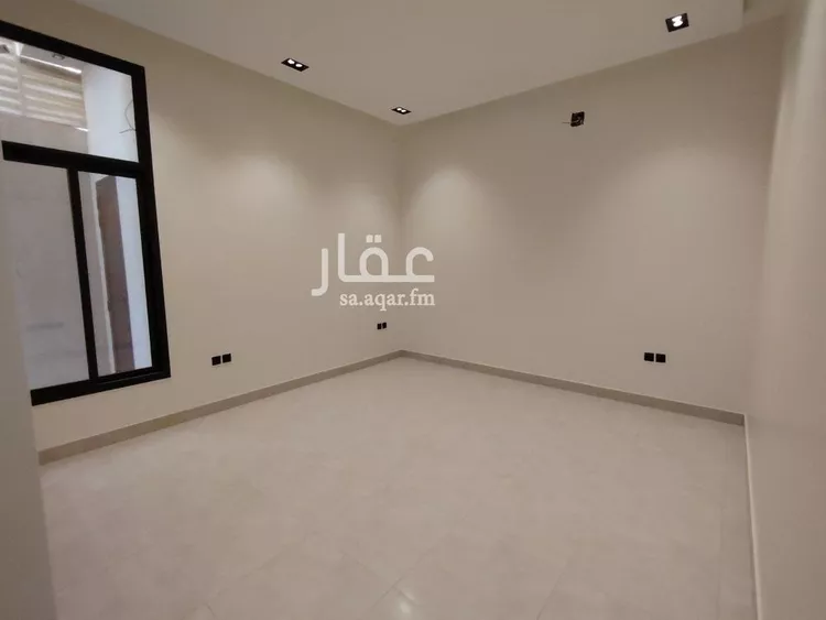 دور للبيع في شارع رقم 302, حي المونسية, مدينة الرياض, منطقة الرياض صورة 5