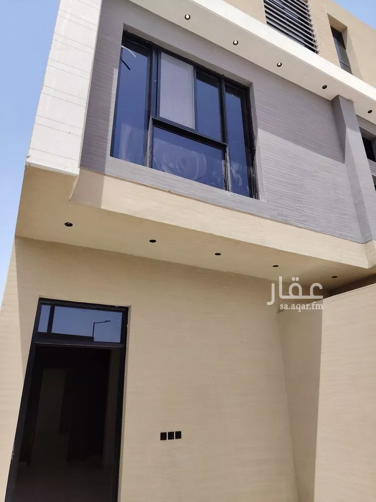 Floor for Sale in Riyadh Al Khaleej