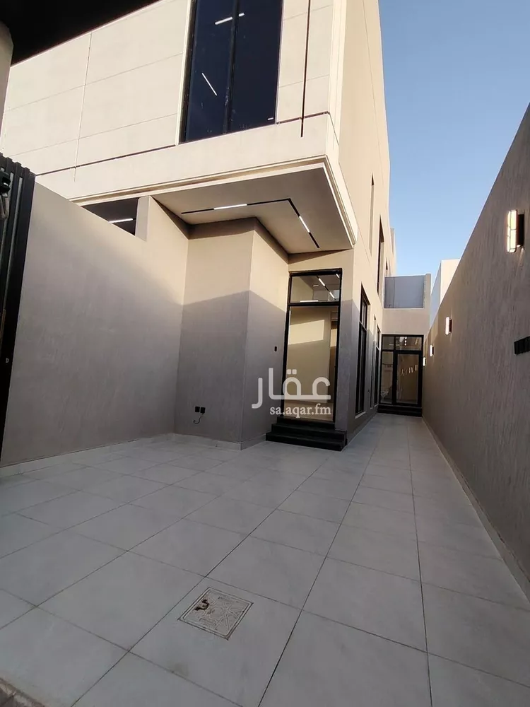 دور للبيع في شارع يحىى بن الأبيض, حي الرمال, مدينة الرياض, منطقة الرياض صورة 3
