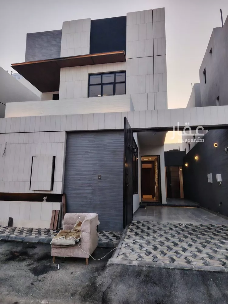 دور للبيع في شارع سليمان الحميضي, حي الرمال, مدينة الرياض, منطقة الرياض