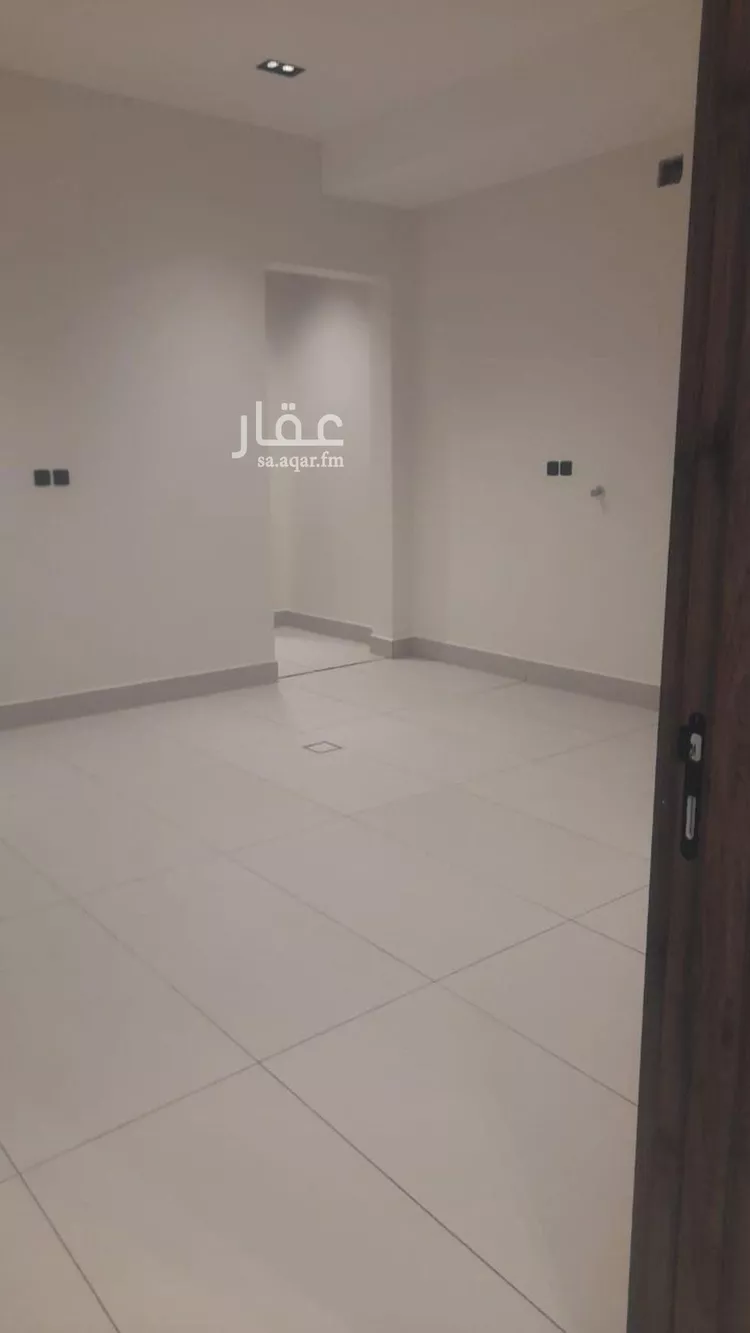 دور للبيع في شارع سليمان الحميضي, حي الخليج, مدينة الرياض, منطقة الرياض صورة 4